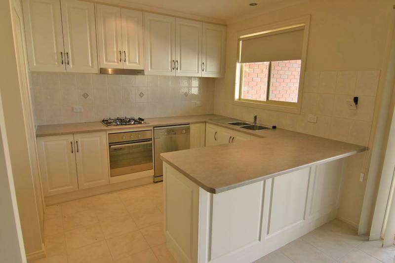 Spacious 4 Bedroom Brand New Unit Picture 2