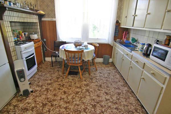 Super Keen Vendor - Make an offer now Picture 3