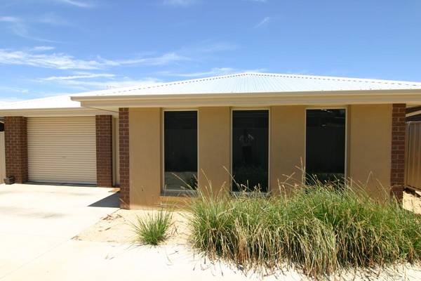 New unit in central location Picture 1