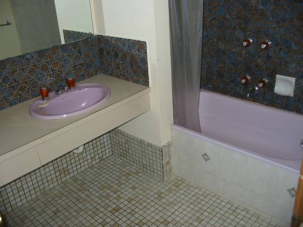 AS BIG AS A HOUSE Picture