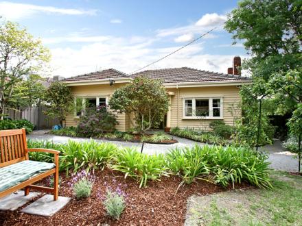 FAMILY HOME Picture 1