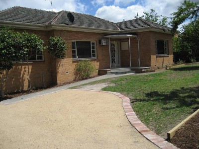 RENOVATED THROUGHOUT Picture