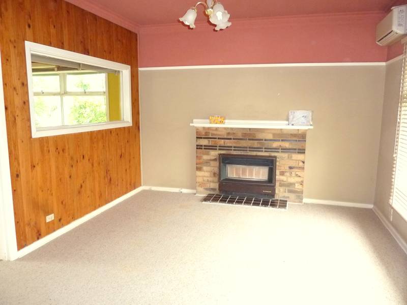 3 BEDROOMS WITH LARGE BUNGALOW Picture 2