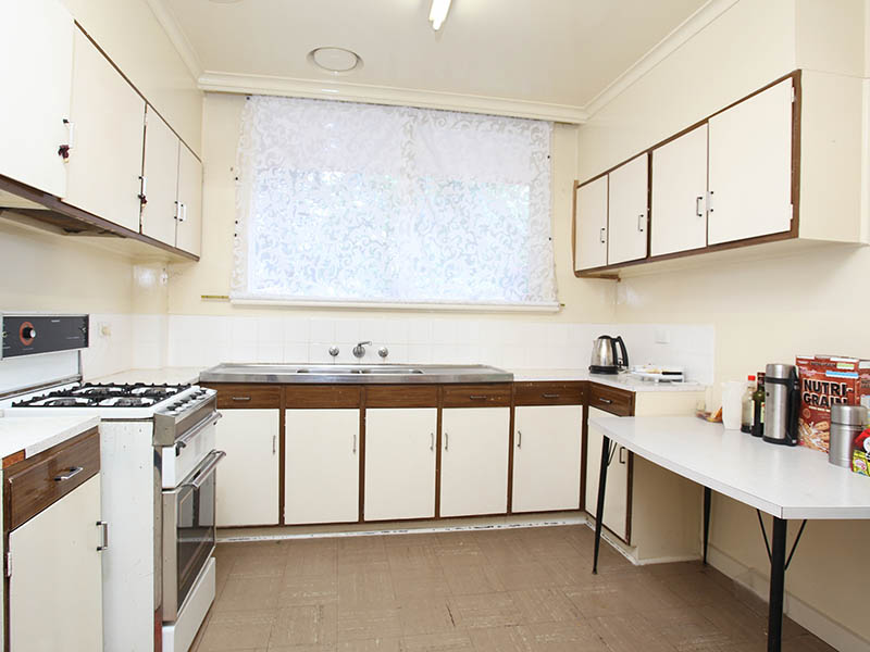 TIME TO ROLL YOUR SLEEVES UP !!! Picture 2