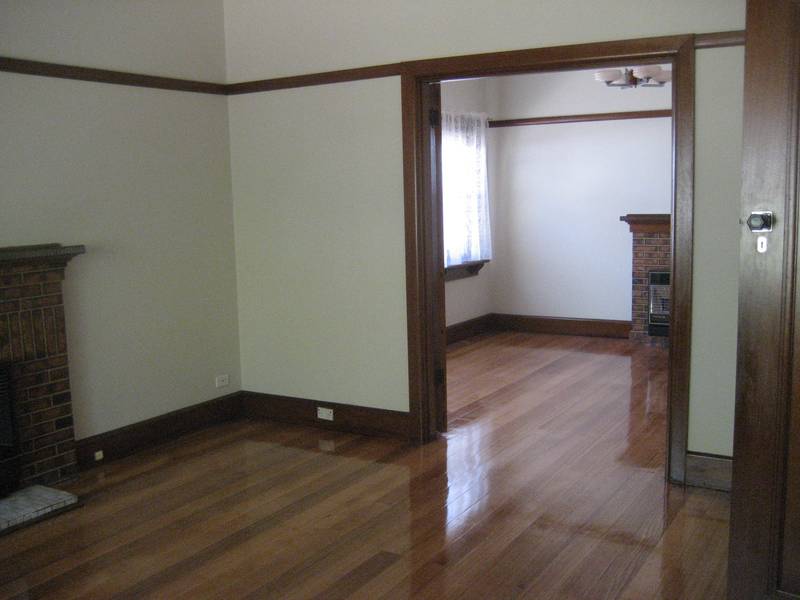 GREAT RENOVATION AND GREAT LOCATION Picture 2