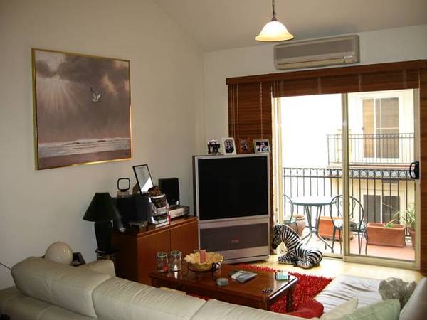 PERFECT INVESTMENT OR FIRST HOME Picture PERFECT INVESTMENT OR FIRST HOME Picture