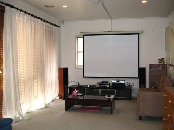 SPRING INTO THIS HUGE TOWNHOUSE Picture SPRING INTO THIS HUGE TOWNHOUSE Picture