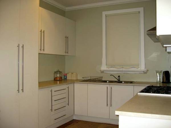 FREESTANDING SINGLE FRONT WITHOUT THE EXPENSIVE PRICE TAG Picture FREESTANDING SINGLE FRONT WITHOUT THE EXPENSIVE PRICE TAG Picture