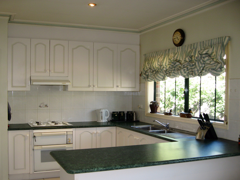 OUTSTANDING OPPORTUNITY AND LOCATION! Picture 1