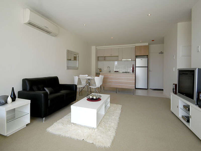 COSMOPOLITAN FLAIR Picture 2