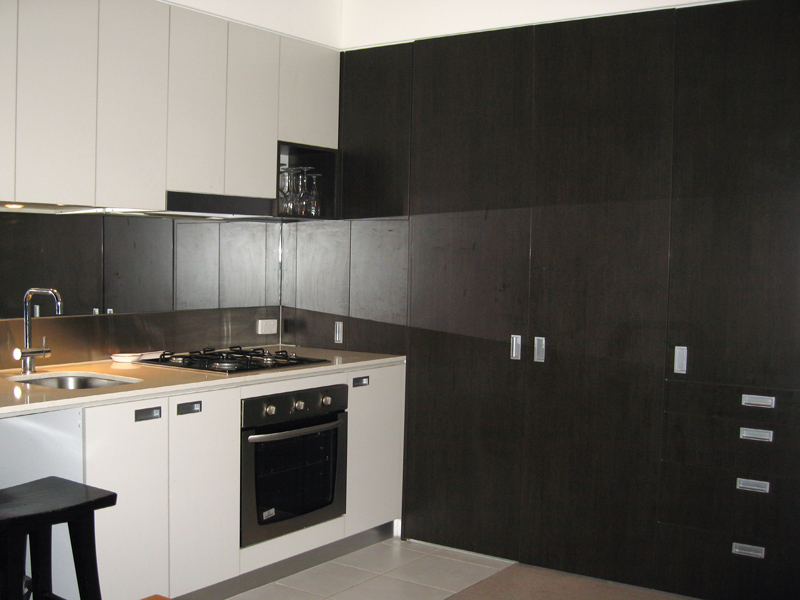 COSMOPOLITAN FLAIR AND LOCATION Picture 3