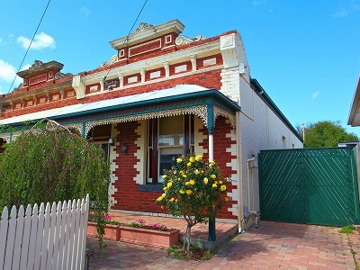 VICTORIAN SOLID BRICK SINGLE FRONT WITH SIDE DRIVE Picture