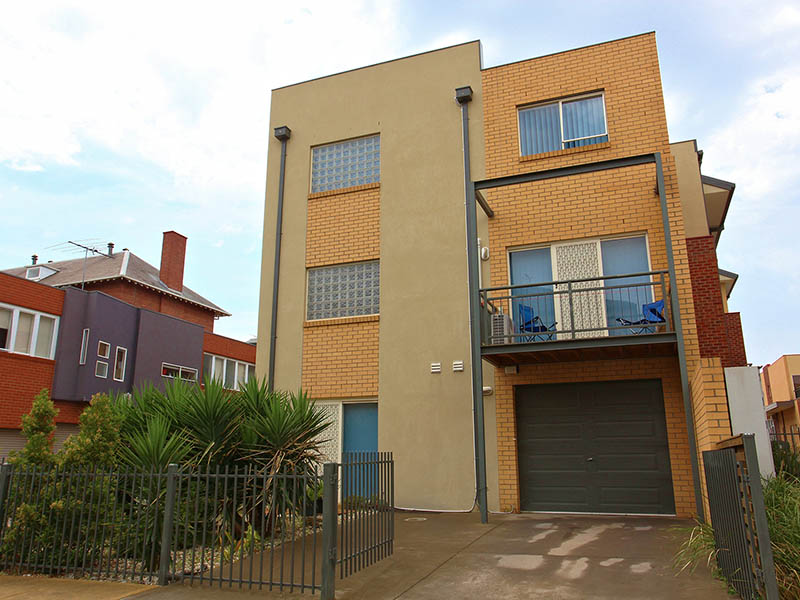 DESIGNER STYLE HOME Picture 2