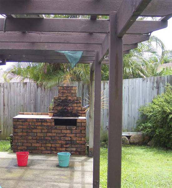 Little Beauty - High on the Hill Picture 3