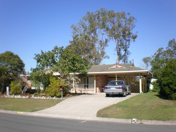 Bethania I.G pool 4 bedrooms + study Picture 1