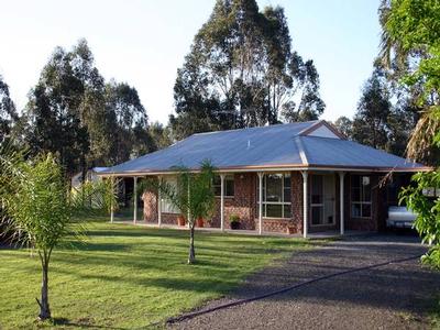 3 acres + bore Picture 3 acres + bore Picture