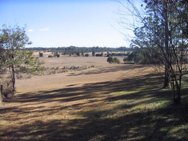 LOGAN RESERVE
" COUNTRY LIVING CITY STYLE "
$398,000 Picture 2