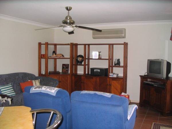 Only 5 years old Picture 3