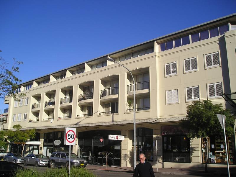 Open Plan One Bedroom Apartment Picture 1