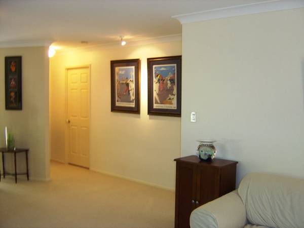 Townhouse Perfection Picture 3