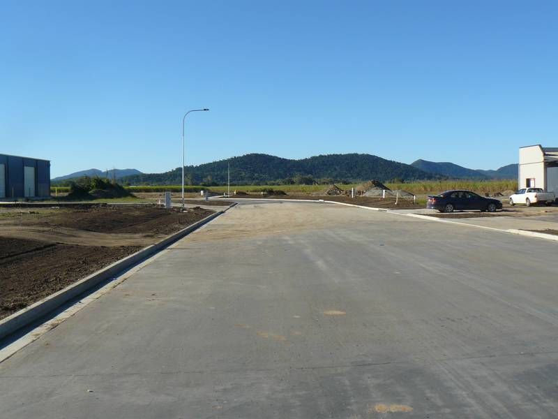 PROSERPINE BUSINESS PARK Picture 2