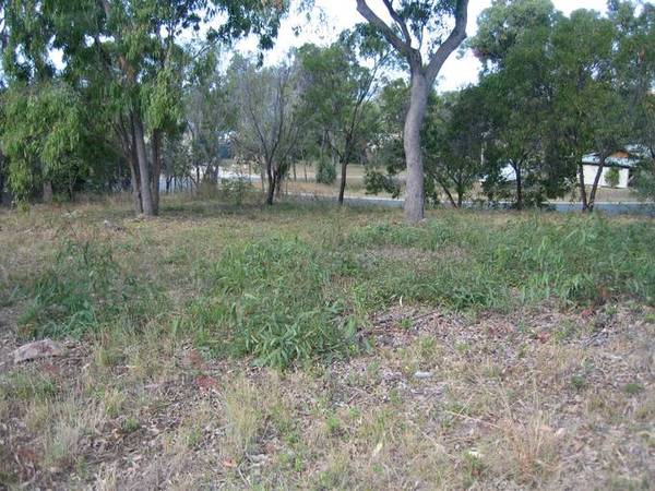 GREAT CORNER BLOCK - HIDEAWAY BAY Picture