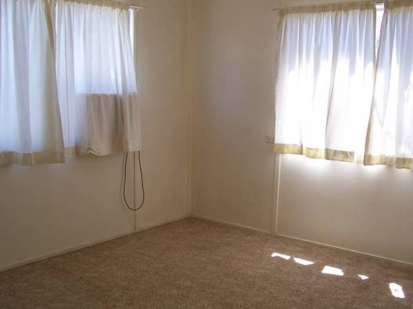 Affordable house for rent Picture 3