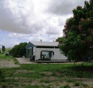 2 BEDROOM HOME ON 5.95 ACRES, IN THE WHITSUNDAYS Picture