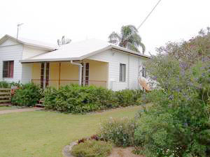 Charming Colonial Home Picture 2