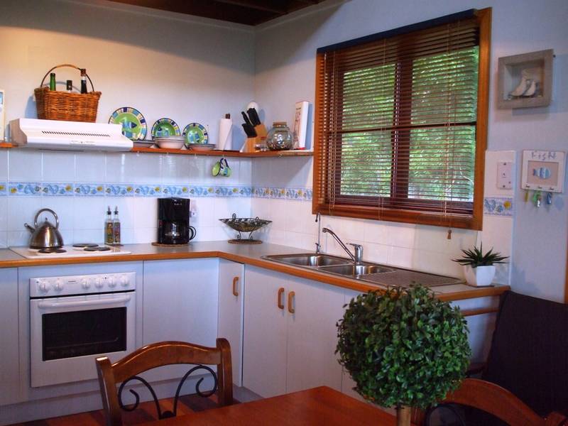 READY MADE HOME IN PARADISE Picture 2