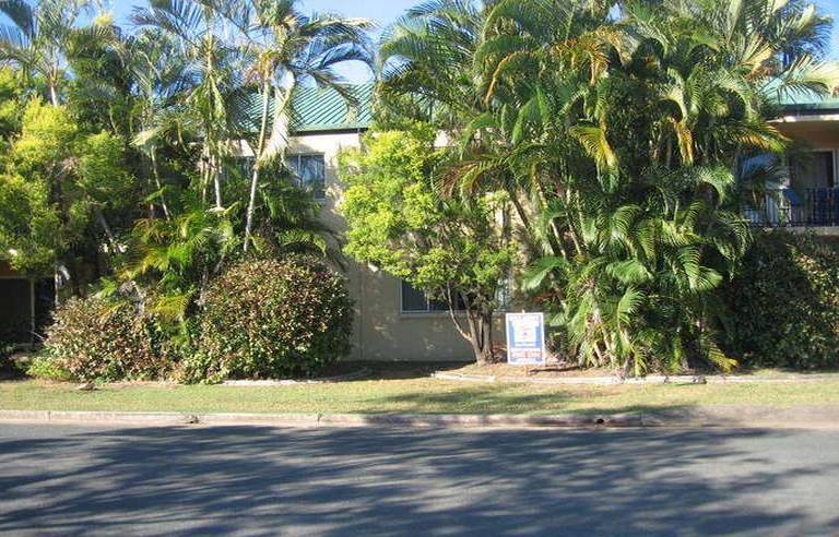 OPPORTUNITY KNOCKS Picture 3