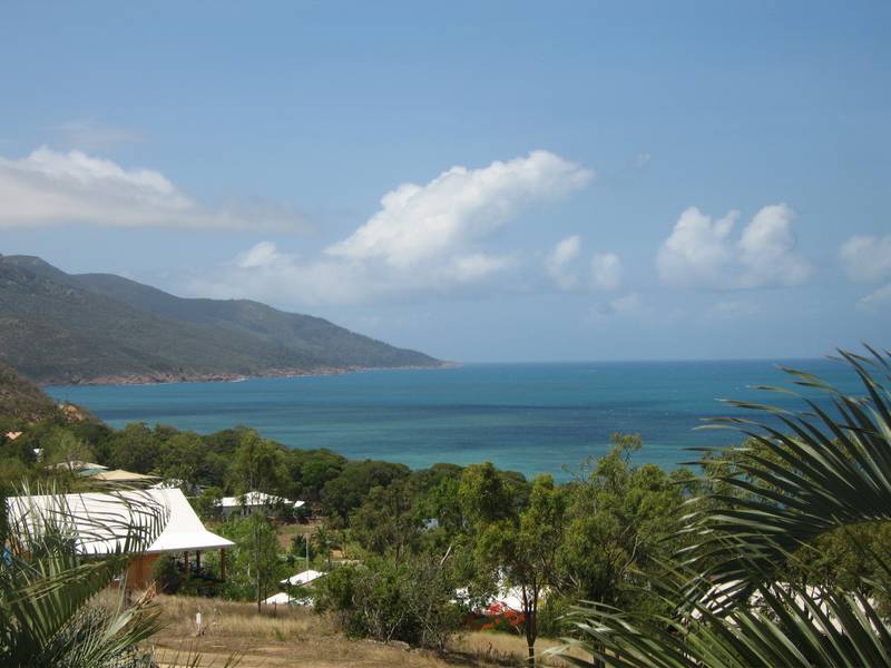 OCEAN VIEWS WHITSUNDAY Picture 2