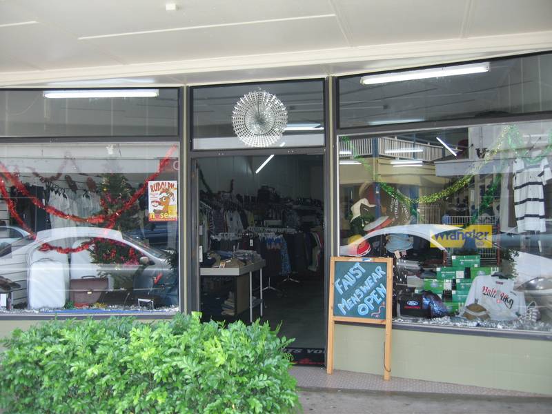 COMMERCIAL FREEHOLD Picture 1