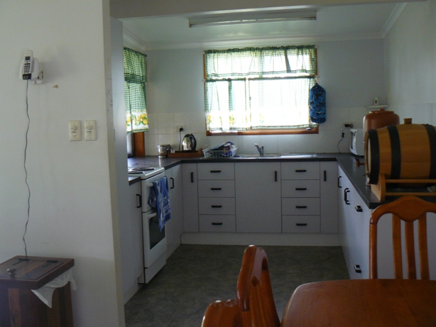 House for Rent @ Mt Julian Picture 2