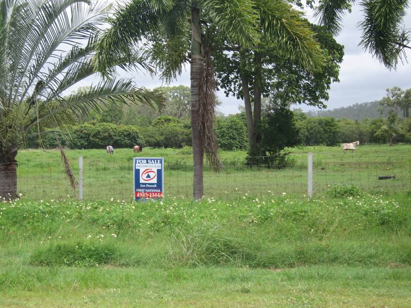 VACANT LAND FOR SALE Picture 2