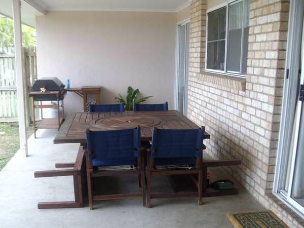 Large Townhouse Picture 3