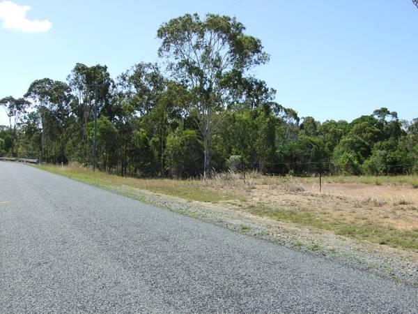 8 ACRE BLOCK AT THE BEACH Picture 1