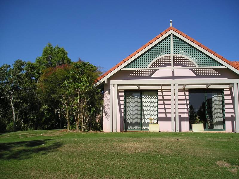 UNIQUE UNIT FOR SALE IN PARADISE Picture 1