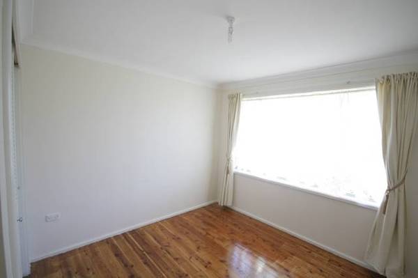 FULLY RENOVATED!!! - APPLICATION APPROVED!! Picture 2