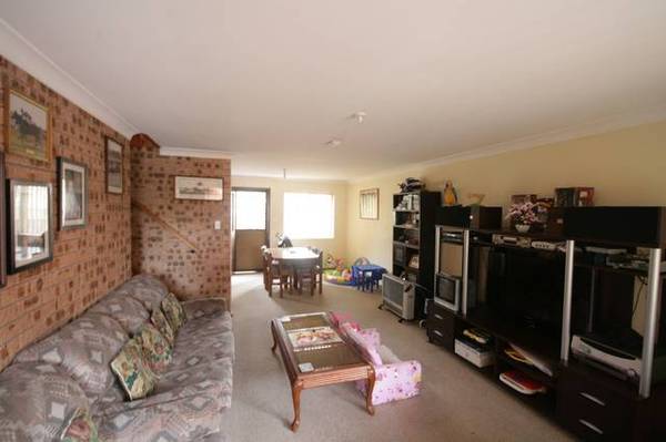 CENTRALLY LOCATED!!! - APPLICATION APPROVED!! Picture 3