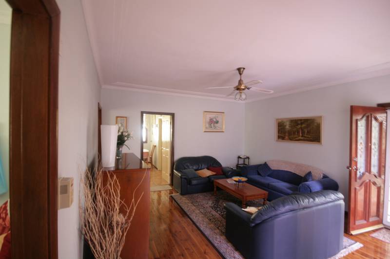 4 BEDROOM HOME Picture