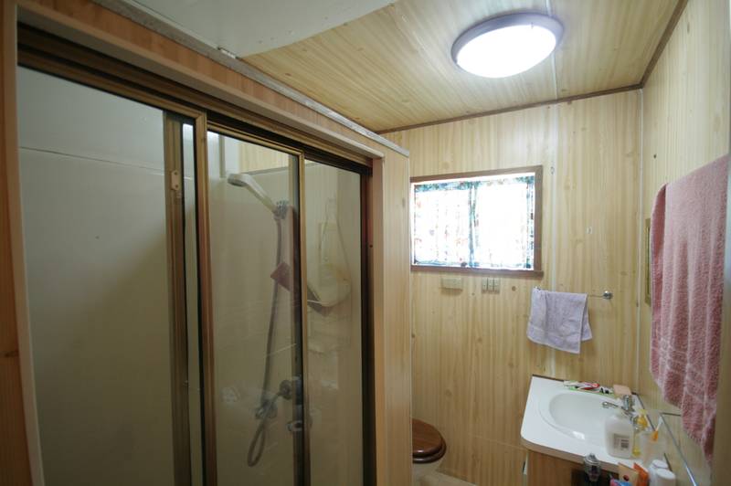 MOVE IN AND SAVE Picture 3