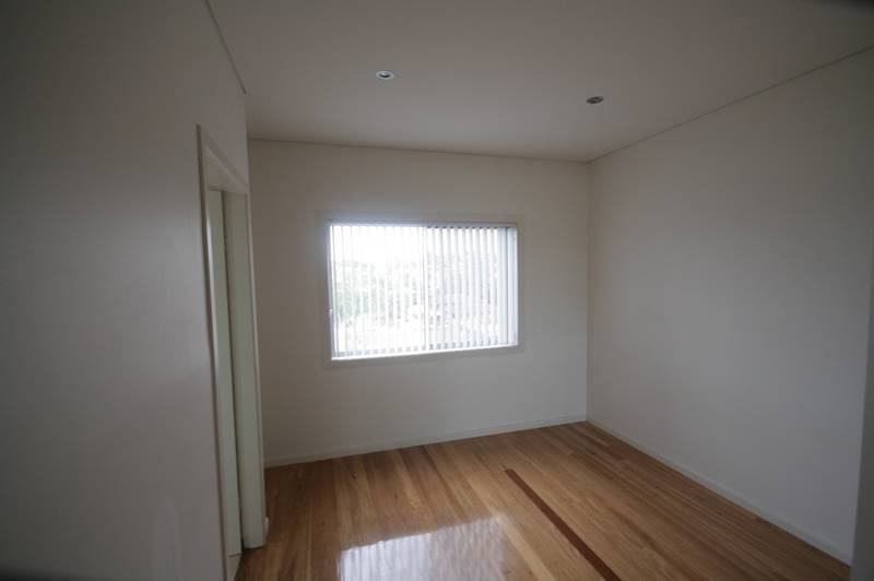 JUST LIKE HOME! Picture 3