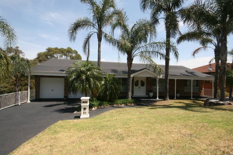 BIGGER THAN IT LOOKS Picture 1