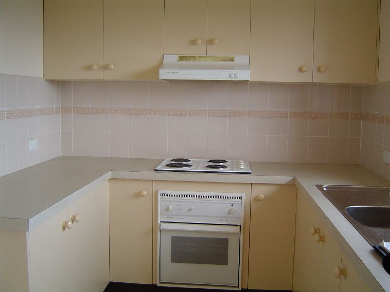 GREAT FAMILY HOME!! Picture 2