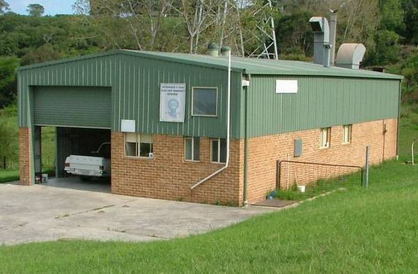 PANEL BEATING SHOP-JUST START WORKING Picture 1