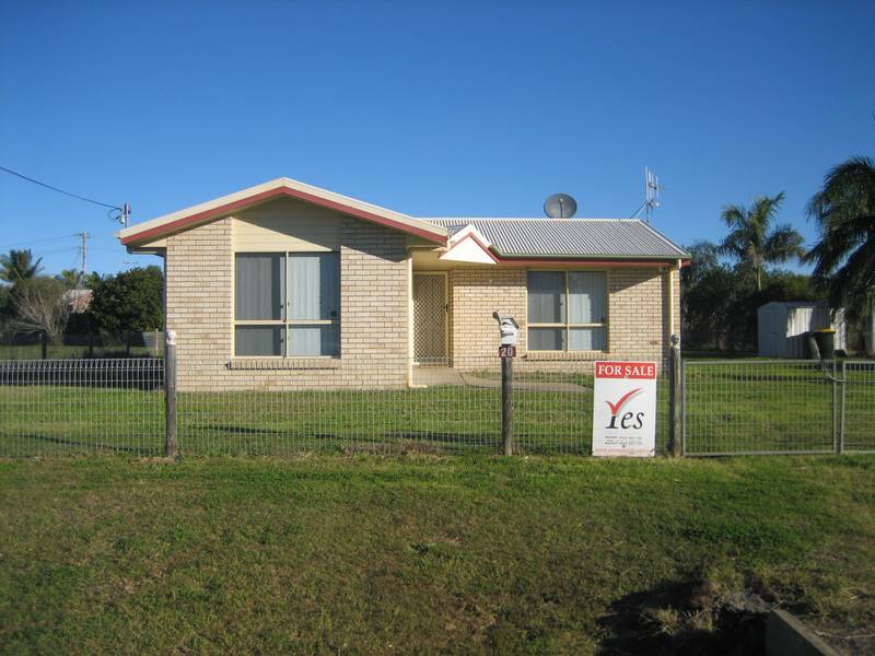 Easy to Maintain Coastal Home Picture 1