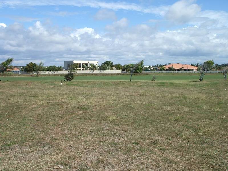 LOOK NO FURTHER! Picture 3