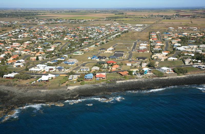 Duplex Site - 300m to the Ocean Picture 2