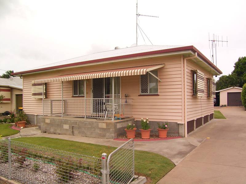 SO CLOSE TO EVERYTHING! Picture 2